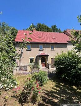 Einfamilienhaus mit Nebengebäude in Kriebstein, Ortsteil Höfchen - Kriebstein