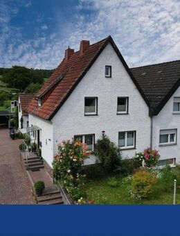 Familienfreundliche Doppelhaushälfte mit großem Grundstück - Beverungen