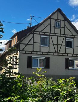 2-Familienhaus in Beuren mit viel Platz - ideal für Handwerker! - Beuren (Baden-Württemberg)
