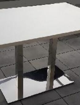 dieser einwandfreie TISCH wartet auf Sie - - Nürnberg