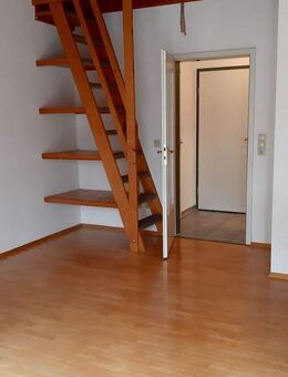 Charmantes 1-Zimmer-Apartment mit individuellem Flair - Traunreut