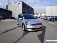 VW Touran, 2.0 TDI Comfortline, Jahr 2021 - Schopfheim