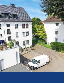 Frisch sanierte 3-ZKB Dachgeschosswohnung direkt an der "Deciusstraße" mit opt. TG-Stellplatz! - Bielefeld