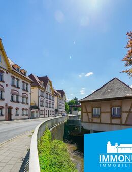 Tradition trifft Rendite - vermietete Wohnung im historischen Ensemble - Röthenbach (Pegnitz)