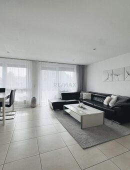 Einziehen und Wohlfühlen- Helle 4-Zimmer Wohnung mit sonnigem Balkon in Wendlingen - Wendlingen (Neckar)