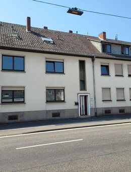 MANNELLA *Kompakt-Klasse* Helle Dachgeschosswohnung in zentraler Lage von Spich - Troisdorf