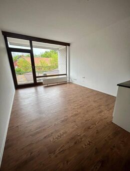 Gemütliche 1-Zimmer-Wohnung mit Einbauküche und Stellplatz in Horn-Bad Meinberg - Sofort verfügbar! - Horn-Bad Meinberg