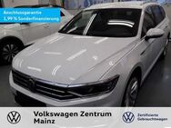 VW Passat Variant, 1.4 electric eHybrid GTE, Jahr 2023 - Mainz