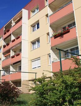 Schicke 3-Raum Wohnung am Fürst Pückler Park mit Südbalkon - Bad Muskau