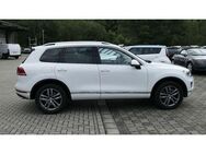 VW Touareg Terrain Tech StylePaket AHK/R-Cam/8xAlu - Adelheidsdorf