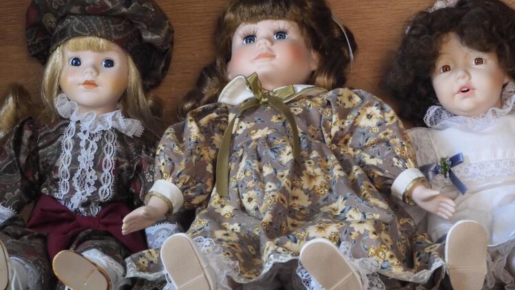 Sammlungsauflösung. Wunderschöne handgemachte Puppen VB St. 22 € - München Pasing-Obermenzing