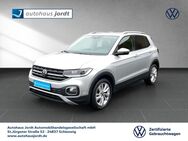 VW T-Cross, 1.0 TSI Style App, Jahr 2023 - Schleswig