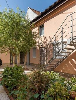 Topgepflegtes Mehrfamilienhaus mit sieben Einheiten und attraktiver Mietrendite - Wiesbaden