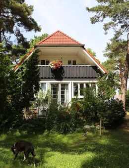 Haus in idyllischer Lage mit dahinterliegendem Neubau - Kleinmachnow