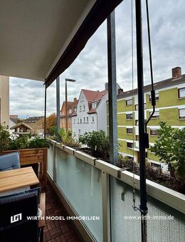 Sehr schöne Drei-Zimmer-Wohnung mit Wintergarten, Balkon und TG-Stellplatz in zentraler Lage - Schweinfurt