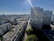 Über den Wolken, muss die Freiheit wohl grenzenlos sein!! - Berlin