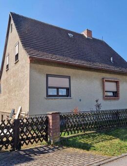 Einfamilienhaus in Bad Lauchstädt sucht neue Eigentümer - Bad Lauchstädt (Goethestadt)