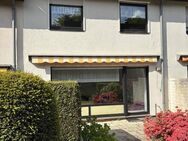 Stilvolles Reihenhaus mit Einliegerwohnung im DG in Heiligenhaus, von privat - Heiligenhaus