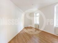 *Frisch renovierte 2-Raum-Altbau-Wohnung!* 2,85 Meter Raumhöhe l Wohnküche l Echtholztüren* - Dresden