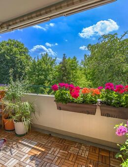 CHARMANTE 3-ZI.-WOHNUNG MIT LOGGIA UND STELLPLATZ IN GAUTING - Gauting