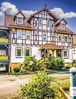 Ortsbildprägendes Fachwerkanwesen par excellence - Hessisch Lichtenau