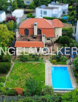 Villa in Bestlage mit Pool und Garten - Mainz