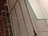 Hochwertiges V2A Edelstahlregal mit 5 Glasablageböden satiniert 100x100x22cm - Schladen-Werla