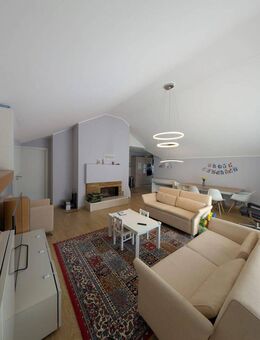Provisionsfrei! Moderne und neuwertig 4-Zimmer Wohnung - Freiberg (Neckar)
