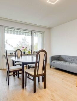 Helle 2,5-Zimmer-Wohnung mit Balkon & Tiefgaragenstellplatz in ruhiger Lage von Vaterstetten - Vaterstetten