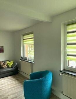 Reihenmittelhaus mit 2 Wohneinheiten - Bremen