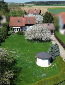 Provisionsfrei! EFH in idyllischer Lage inkl. Bauplatz für 5-Familienhaus lt. Vorbescheid. - Obing