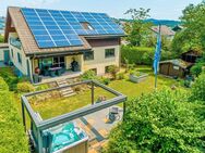 Großes Einfamilienhaus mit Einliegerwohnung in toller Lage - mit halber Provision! - Bad Dürrheim