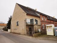 Reihenendhaus mit Potenzial zum Selbstausbau in Delitzsch - Delitzsch
