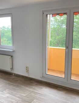 Drei Zimmer in Wolfen... Mit Balkon! - Bitterfeld-Wolfen