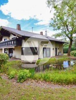 Landhausvilla // attraktives Wohnhaus mit großem Grundstück // Grundstückserweiterung optional - Zemmer