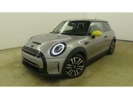 Mini Cooper S E 3T Classic Trim Navi Panorama HuD H&K - Paderborn