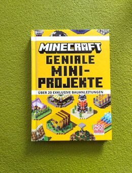 2 offizielle Minecraft Handbücher (Thema Bauen) - Kriegstetten