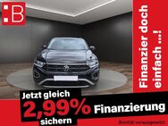 VW T-Roc, 1.0 TSI, Jahr 2023 - Greding