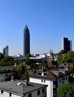 Das könnte ihre Aussicht sein! Westend, sanierte Maisonette Wohnung zum großzügigen und repräsentativen Erstbezug. OHNE Fahrstuhl - Frankfurt (Main)