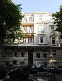 Im Herzen des Grindelviertels: 3-Zi-Altbau in Uninähe, ideal als Wohnbüro, Praxis, Atelier, WG-Bildung möglich - Hamburg
