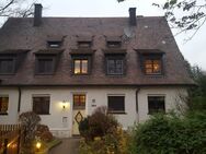 Ruhige Wohnung in kleinem Mehrfamilienhaus - Nürnberg