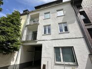 Saniertes Appartement in der Beletage, ruhige Citylage mit Loggia in Krefeld - Krefeld