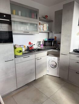 Gepflegte 4-Zimmer-Wohnung mit Süd-Balkon und Garage in Unna - Unna