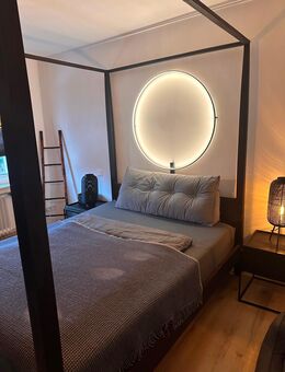 Bett, Himmelbett - Mayen Zentrum