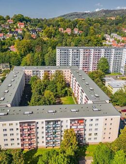 Bequem in die 5. Etage: Renovierte Wohnung mit Aufzug - Suhl