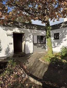 WINKEL-BUNGALOW MIT GRO?ZÜGIGEN WOHNEN AUF EINER EBENE - Memmelsdorf