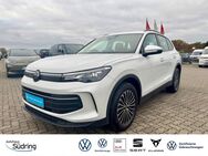 VW Tiguan, 2.0 TDI Life, Jahr 2024 - Nienburg (Weser)