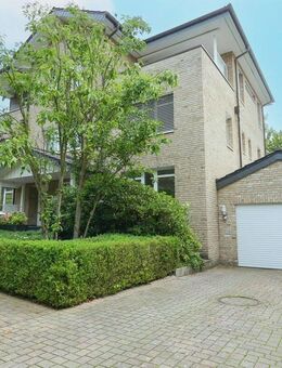 Außergewöhnliche Stadtvilla in herausragender Lage - Bad Lippspringe