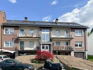 Geräumige 5-Zimmer-Wohnung mit Balkon, Terrasse und Gartenmitbenutzung in Arnsberg - Arnsberg