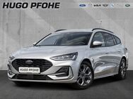 Ford Focus, 1.0 ST-Line X EcoBoost Hybrid 92kW Tur Tu, Jahr 2023 - Schwerin